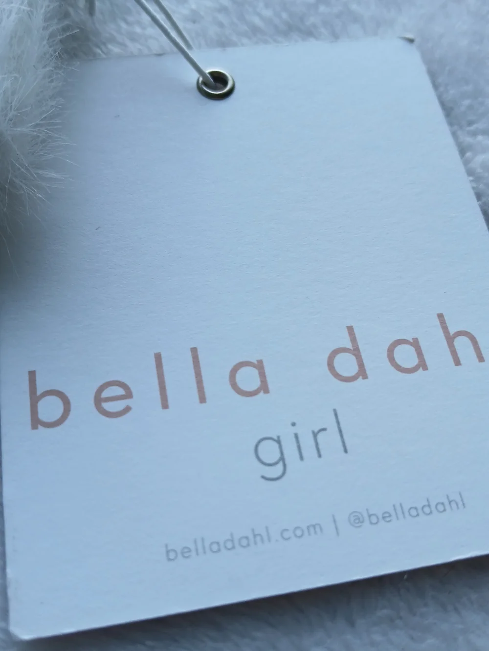 🎵 bella dahl Girl Plush White & Gray Fuzzy Kids Beanie (Toddler - Age 3-6)
